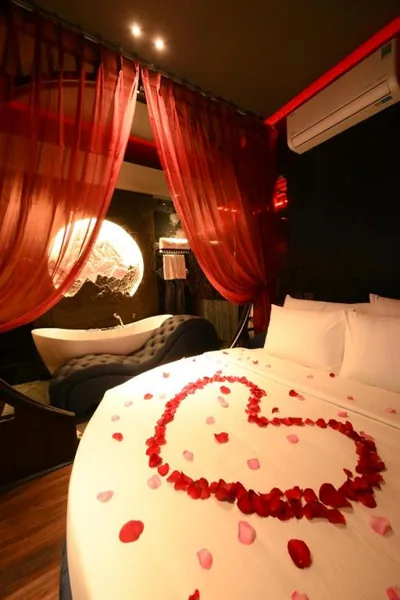 Tweepersoonskamer — L'AMOUR Hotel