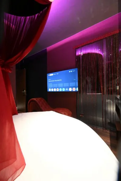L'AMOUR Hotel – Foto’s 12